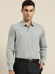 SOJANYA Men Grey Melange Cotton Classic Regular Fit Solid Formal Shirt