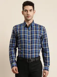 SOJANYA Men Navy Blue & Black Regular Fit Checked Formal Shirt