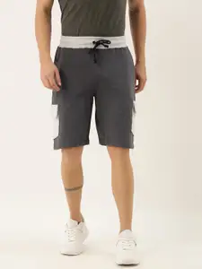 ARISE Men Grey Melange Solid Regular Fit Regular Shorts with Contrast Pocket Detailing