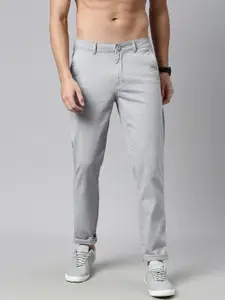 Roadster Men Grey Chinos Trousers
