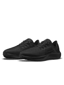 Nike Men Black Zoom PEGASUS 38 Running Shoes