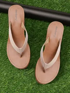 DressBerry Nude-Coloured Wedge Sandals
