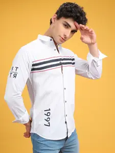 The Indian Garage Co Men White & Black Slim Fit Striped Casual Shirt