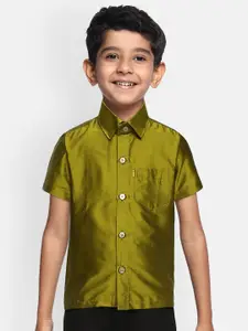 THANGAMAGAN Boys Olive Green Regular Fit Solid Casual Shirt