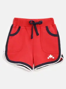 Rute Girls Red Solid Pure Cotton Slim Fit Regular Shorts