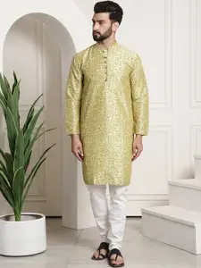SOJANYA Men Green & Off-White Printed Kurta with Churidar