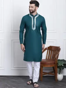 SOJANYA Men Green & Silver Straight Yoke Design Straight Cotton Kurta with Pyjamas