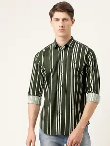 The Indian Garage Co Men Green & White Slim Fit Striped Casual Shirt