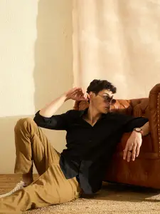 DENNISON Men Black Smart Slim Fit Solid Water & Stain Repellent Pure Cotton Casual Shirt