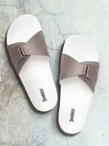The Roadster Lifestyle Co Women Gunmetal-Toned Solid Sliders