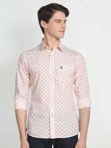 U.S. Polo Assn. Men Beige & Red Tailored Fit Conversational Printed Casual Shirt