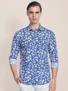 U.S. Polo Assn. Men White & Blue Tailored Fit Floral Printed Casual Shirt