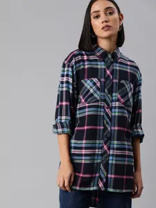 Tommy Hilfiger Women Blue & Pink Regular Fit Checked Casual Shirt