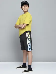YK Boys Black Solid Regular Fit Regular Pure Cotton Shorts with Typography Print Detail