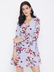 Berrylush Women Blue Printed Wrap Dress