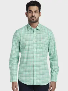 ColorPlus Men Sea Green Tailored Fit Checked Casual Shirt