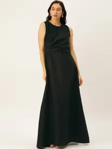 Shubhangini Fashion Women Black Solid Maxi Dress