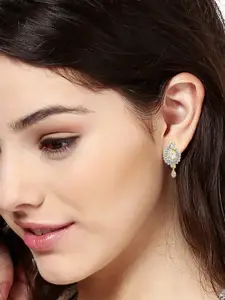 Estele White Gold Plated Antique Contemporary Studs