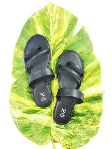 THE MADRAS TRUNK Women Black Solid Leather Open Toe Flats