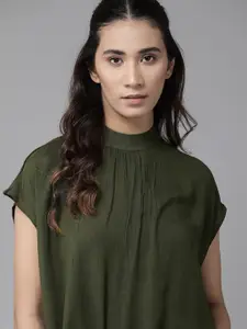The Roadster Lifestyle Co Women Olive Green Solid Boxy Top
