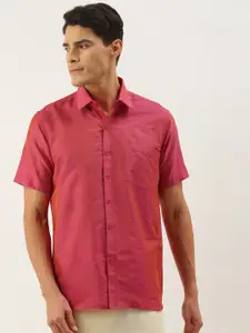 THANGAMAGAN Men Pink Solid Casual Shirt