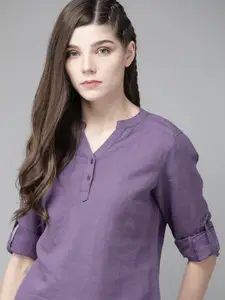 The Roadster Lifestyle Co Purple Cotton Linen Solid Mandarin Collar Top