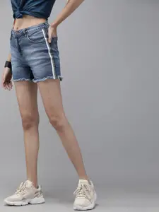 The Roadster Lifestyle Co Women Blue Washed Regular Fit Denim Shorts