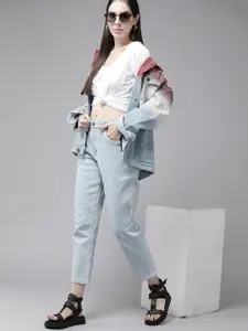 The Roadster Lifestyle Co Women Blue Solid Straight Fit Stretchable Cropped Jeans