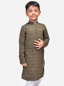 NAMASKAR Boys Cotton Solid  Kurta