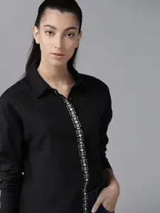 Roadster Women Black Regular Fit Solid Casual Shirt