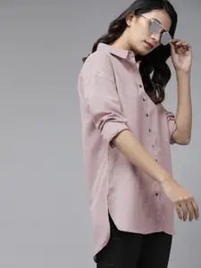 The Roadster Lifestyle Co Women Mauve Solid Eco-Responsible Polyester Casual Shirt