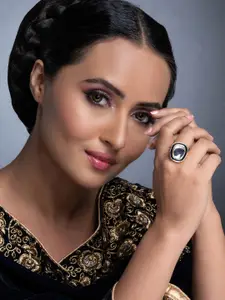 Sukkhi Gold-Plated Blue & White Kundan-Studded Meenakari Adjustable Finger Ring