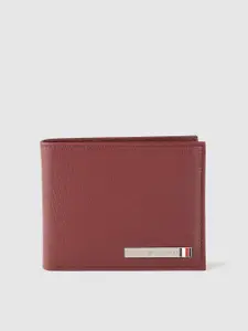 Tommy Hilfiger Men Burgundy Solid Leather Two Fold Wallet