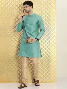 Ode by House of Pataudi Men Blue Embroidered Rozana Kurta