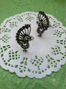 FIROZA Set of 2 Silver-Toned Oxidised Peacock Shaped Adjustable Toe Rings
