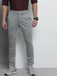 Tommy Hilfiger Men Grey Textured Slim Fit Modern ersey Chino  Trousers