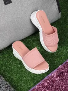 ZAPATOZ Pink Wedge Sandals