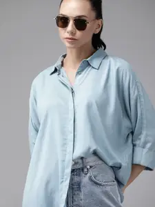 Roadster Women Blue Solid Casual Shirt