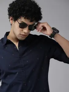 Roadster Men Navy Blue Opaque Printed Casual Shirt