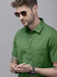 Roadster Men Green Slim Fit Casual Shirt