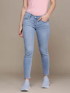 Calvin Klein Jeans Women Blue Slim Fit Light Fade Stretchable Jeans