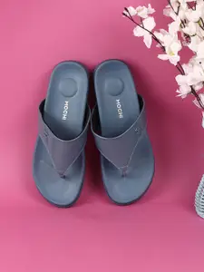 Mochi Women Blue Comfort Sandals