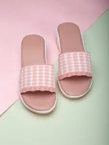 DEAS Women Pink Woven Design Sandals