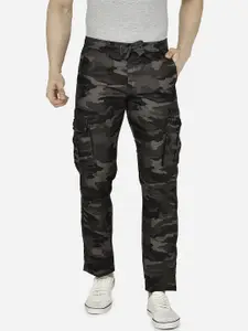 beevee Men Grey Camouflage Printed Cargos Trousers