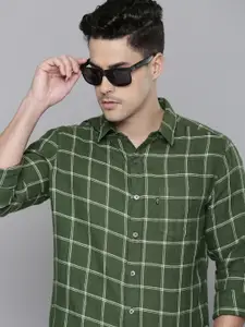 Levis Men Slim Fit Grid Tattersall Checked Pure Linen Casual Shirt
