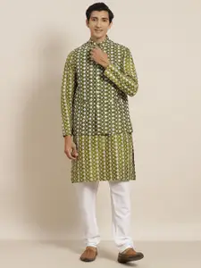 SOJANYA Men Green Floral Embroidered Thread Work Kurta Set & Jacket