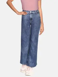 UTH by Roadster Girls Blue Flared Light Fade Stretchable Jeans