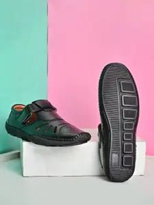 INVICTUS Men Black Shoe-Style Sandals