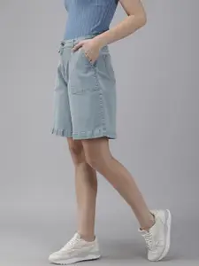 Roadster Women Grey Denim Shorts