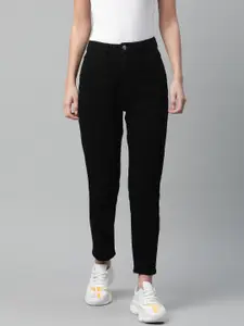 Mast & Harbour Women Black Boyfriend Fit Stretchable Jeans
